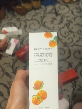 Glow Recipe Toner with Orange Cloudberry Artwork - White Packaging